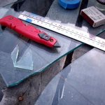 How to cut glass without a glass cutter