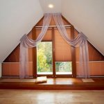 Non-standard windows - features of choosing curtains